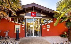 Ibis Montauban